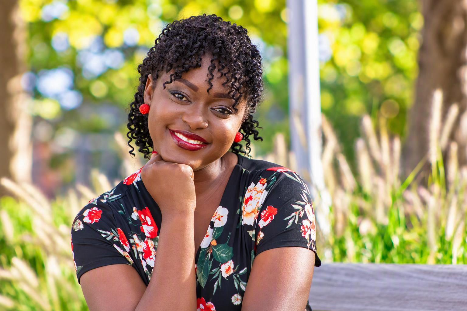 Smiling woman in an outdoor portrait